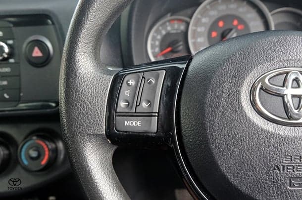 2019 Toyota Yaris Ascent image 14
