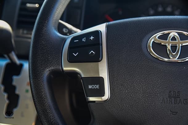 2018 Toyota Hiace SLWB image 20