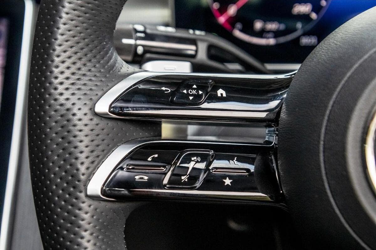 2024 Mercedes-Benz C-Class C200 Auto image 10