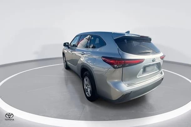 2021 Toyota Kluger Hybrid GX AWD image 6
