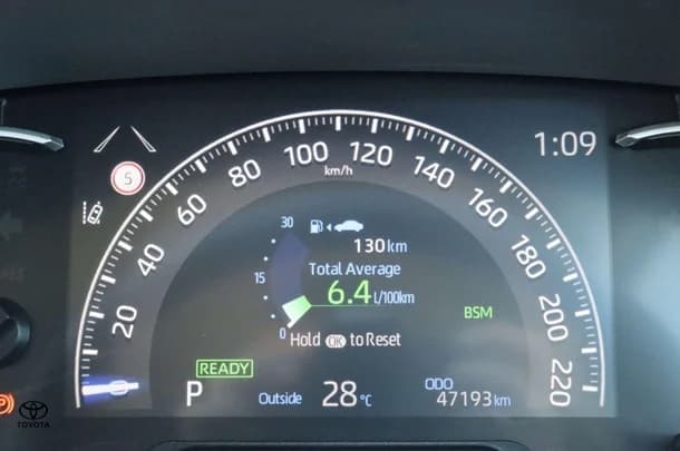 2023 Toyota RAV4 Hybrid GXL AWD image 12