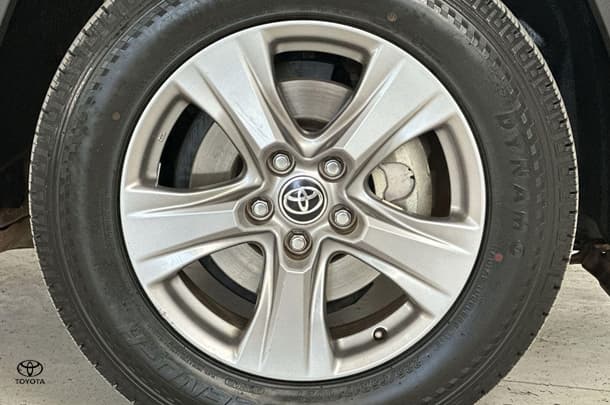 2023 Toyota Rav4 Hybrid GX-2WD image 11