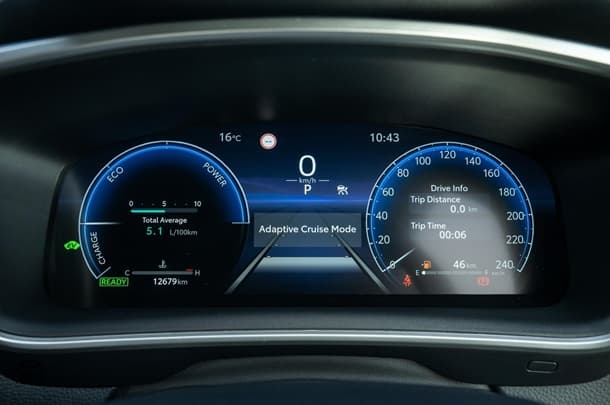 2024 TOYOTA Corolla Hatch Hybrid ZR image 12