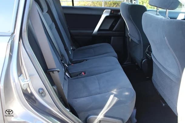 2022 Toyota Prado GXL image 16