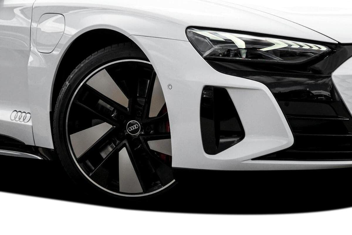 2024 Audi RS e-tron GT Auto e-quattro MY24 image 17