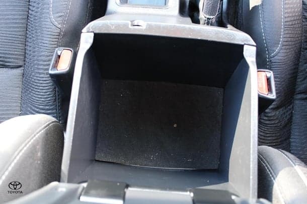2023 Toyota Hilux 4x4 SR5 image 36