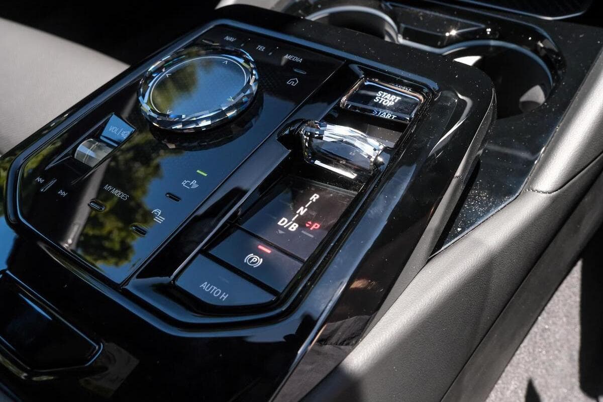 2025 BMW i5 M60 xDrive G61 Auto AWD image 16