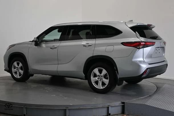 2023 Toyota Kluger GX-2WD image 7