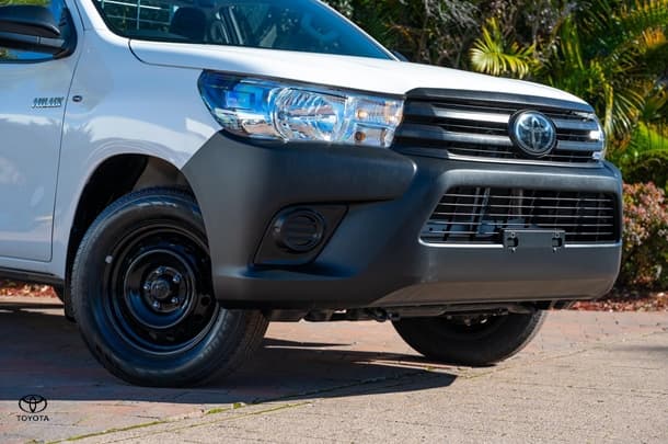 2024 TOYOTA Hilux 4x2 Workmate image 21