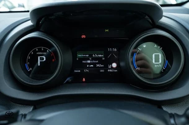 2023 TOYOTA Yaris ZR image 10