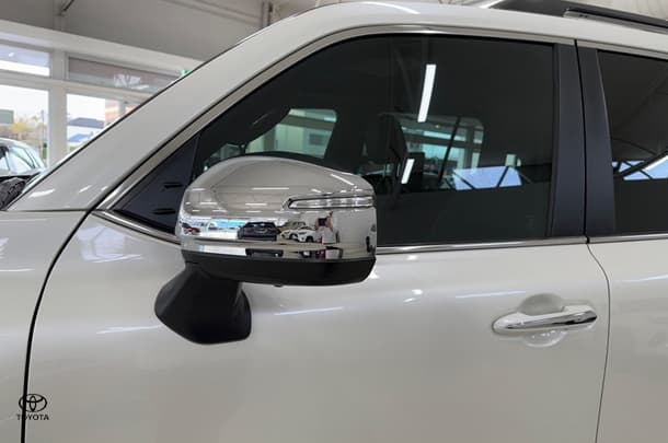 2022 Toyota Landcruiser Sahara image 8
