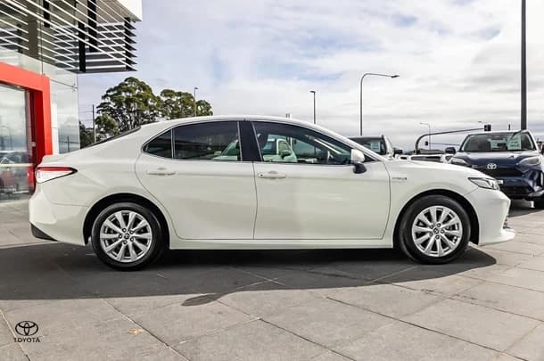 2019 Toyota CAMRY HYBRID Ascent image 4