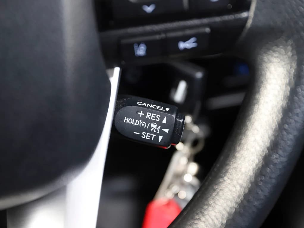 2022 Toyota Hilux Workmate image 11
