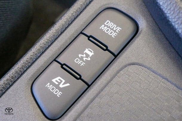 2024 Toyota Yaris Cross Hybrid GX image 16