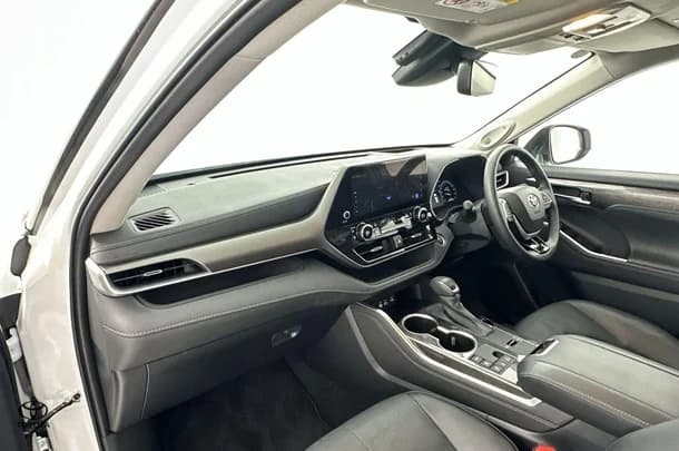 2024 Toyota Kluger Hybrid AWD GRANDE image 20