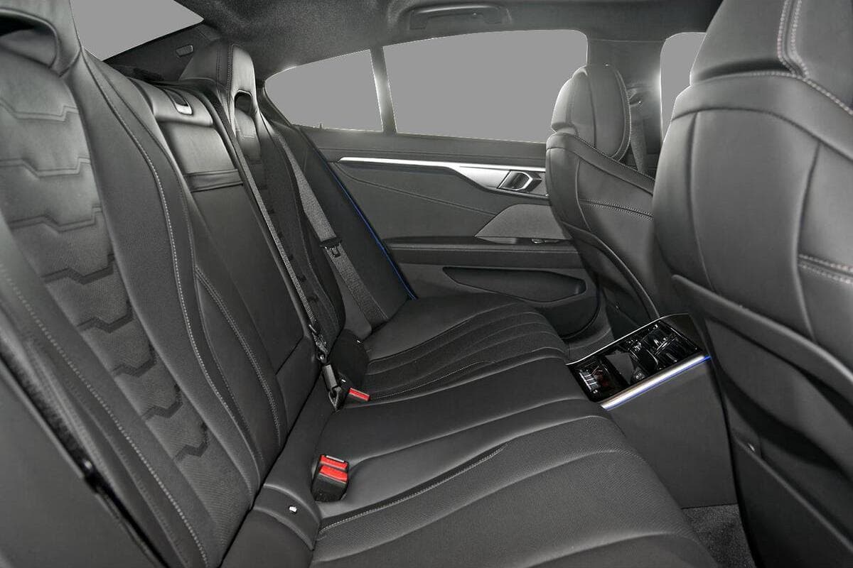 2025 BMW 8 Series 840i M Sport G16 LCI Auto image 7