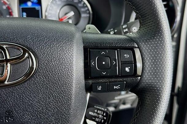 2024 Toyota Hilux GR-S image 19