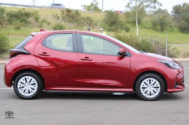 2023 Toyota Yaris Ascent Sport image 7