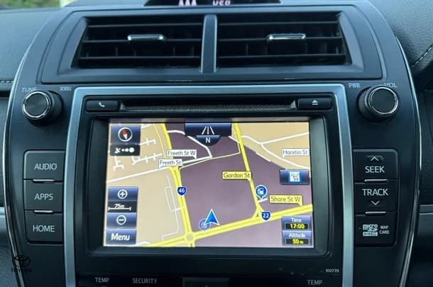 2016 Toyota Camry Atara S image 18