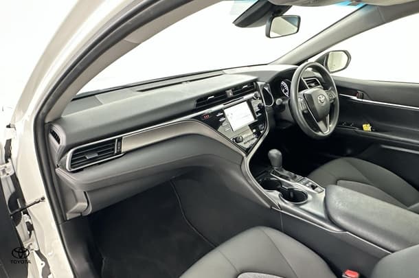 2020 Toyota Camry Hybrid Ascent image 16