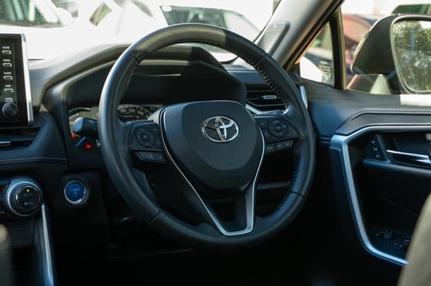 2022 TOYOTA RAV4 Hybrid Cruiser-AWD image 10