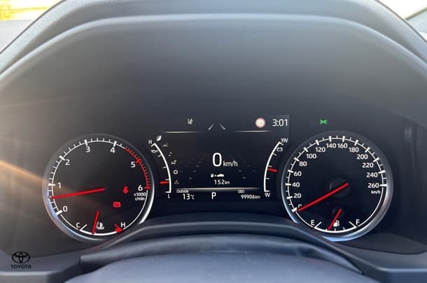 2022 Toyota Landcruiser Sahara image 11