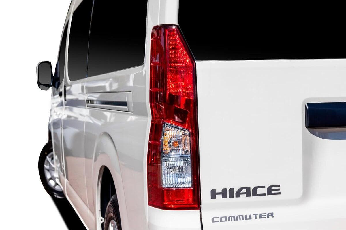 2025 Toyota Hiace Commuter Super LWB Auto image 7