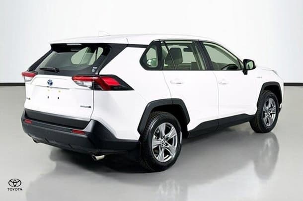 2023 Toyota Rav4 Hybrid GX image 10