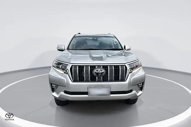 2023 Toyota Prado VX image 3