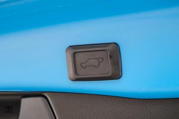 2019 Toyota RAV4 Edge AWD image 17