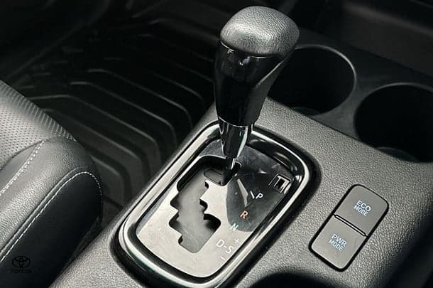 2019 Toyota Hilux Rugged X image 38