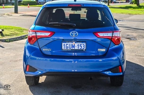 2019 Toyota Yaris ASCENT image 5