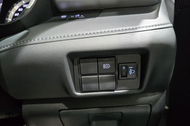 2022 Toyota Kluger GX-2WD image 19