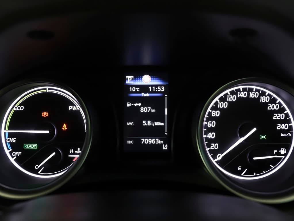 2022 Toyota Camry Hybrid Ascent image 9