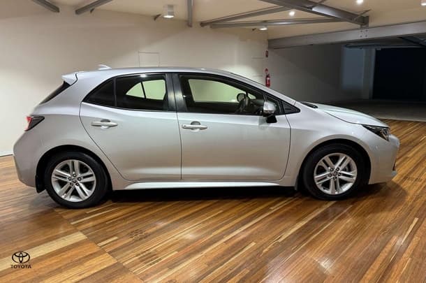2021 Toyota Corolla Ascent Sport image 12
