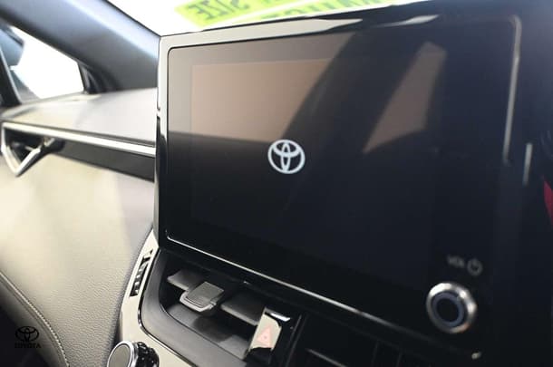 2023 Toyota Corolla Cross Petrol GX image 11