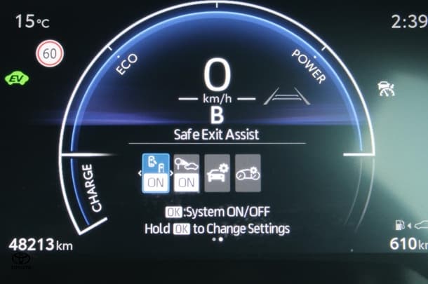 2023 Toyota Corolla Cross Hybrid GX image 28