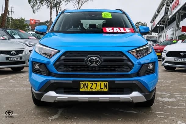 2019 Toyota RAV4 Edge AWD image 4
