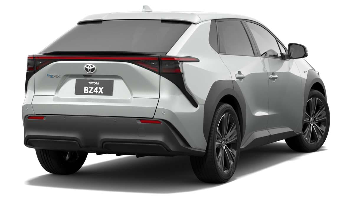 2024 Toyota bZ4X image 3