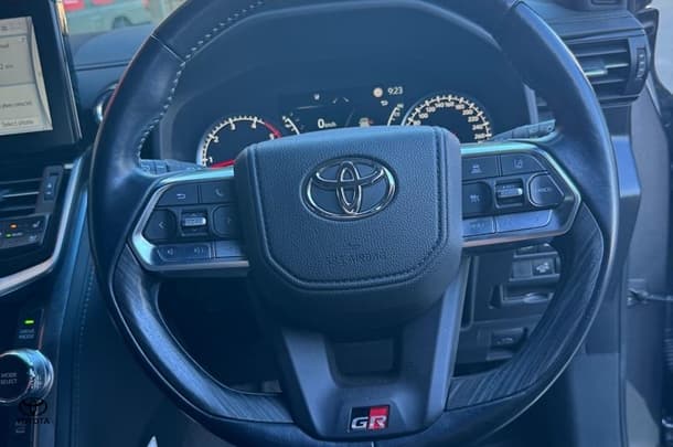 2021 Toyota Landcruiser GR-S image 23