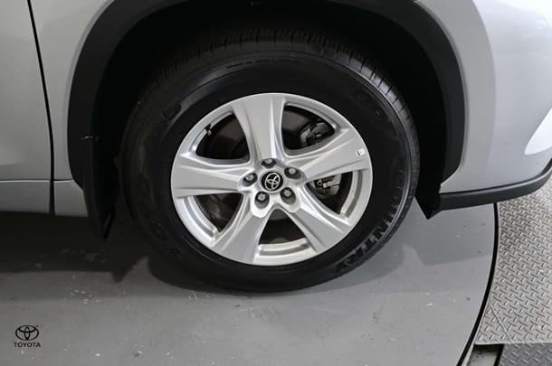 2023 Toyota Kluger GX-2WD image 9