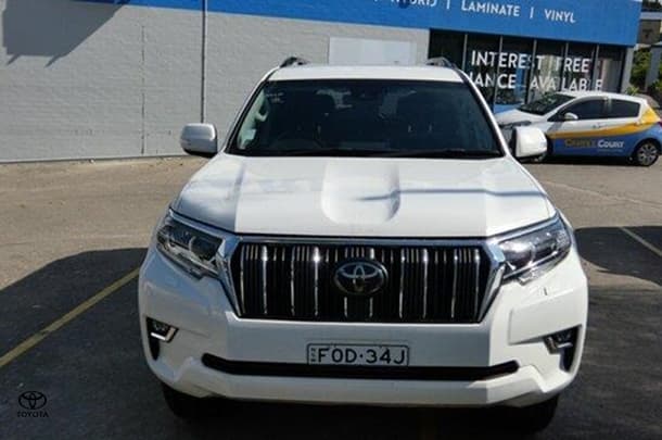 2023 Toyota Landcruiser Prado GXL image 2