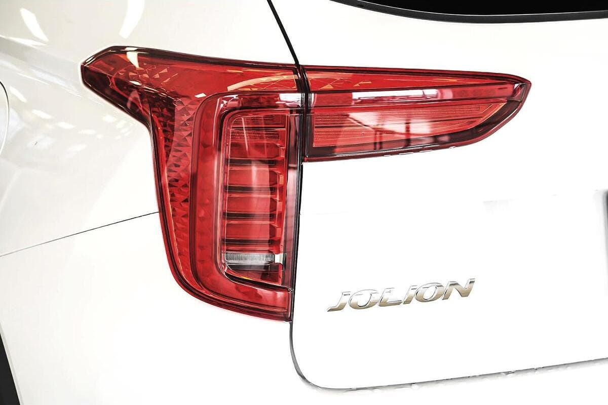 2025 GWM Haval Jolion Premium Auto image 19