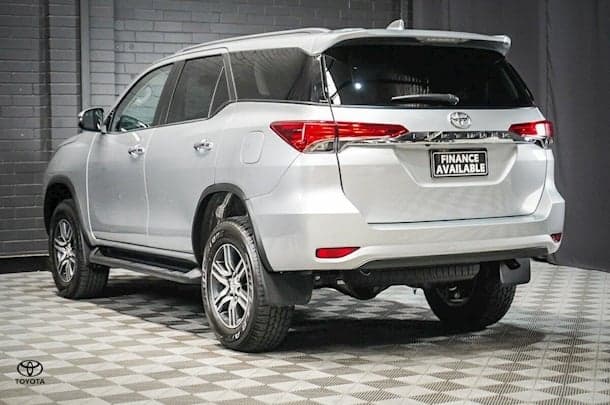 2025 Toyota Fortuner GXL image 5