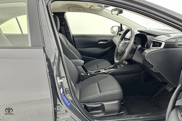 2023 Toyota Corolla Sedan Hybrid Ascent Sport image 13