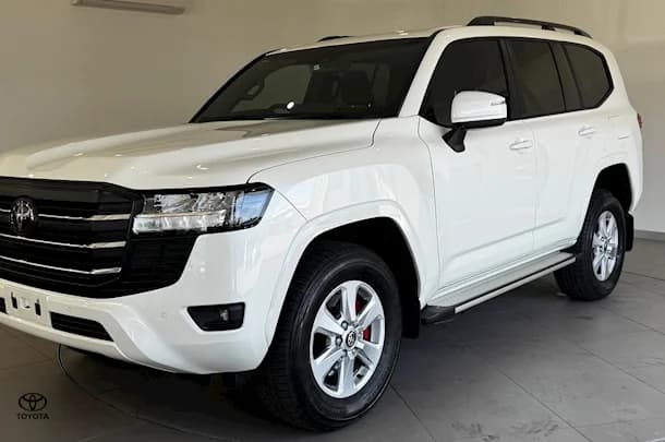 2022 Toyota Landcruiser GXL image 6