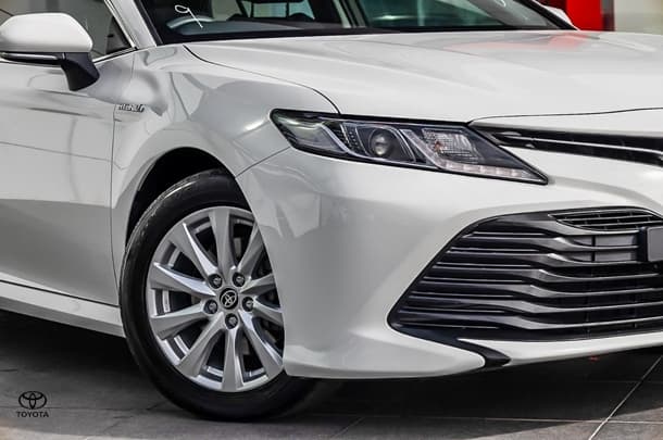 2019 Toyota CAMRY HYBRID Ascent image 11
