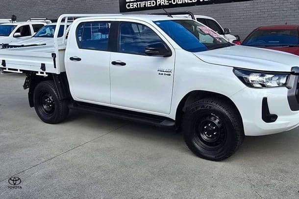 2021 Toyota Hilux SR image 12