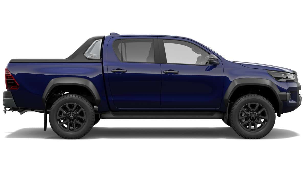 2024 Toyota Hilux 4x4 Rogue 48V Double-Cab Pick-Up image 2