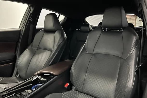 2017 Toyota C-HR Koba 2WD image 16